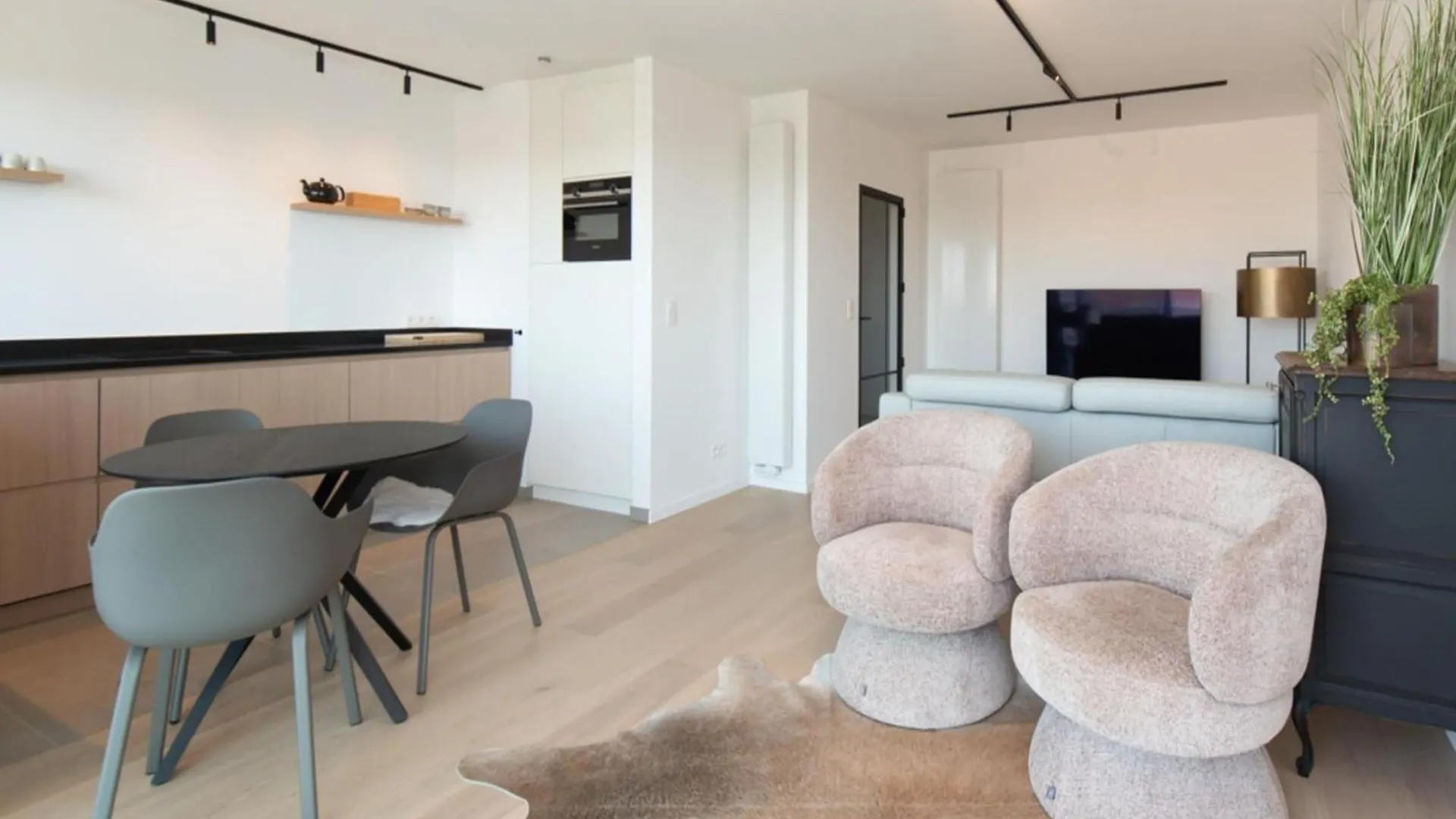 Beautiful Apartment With View Ostende
