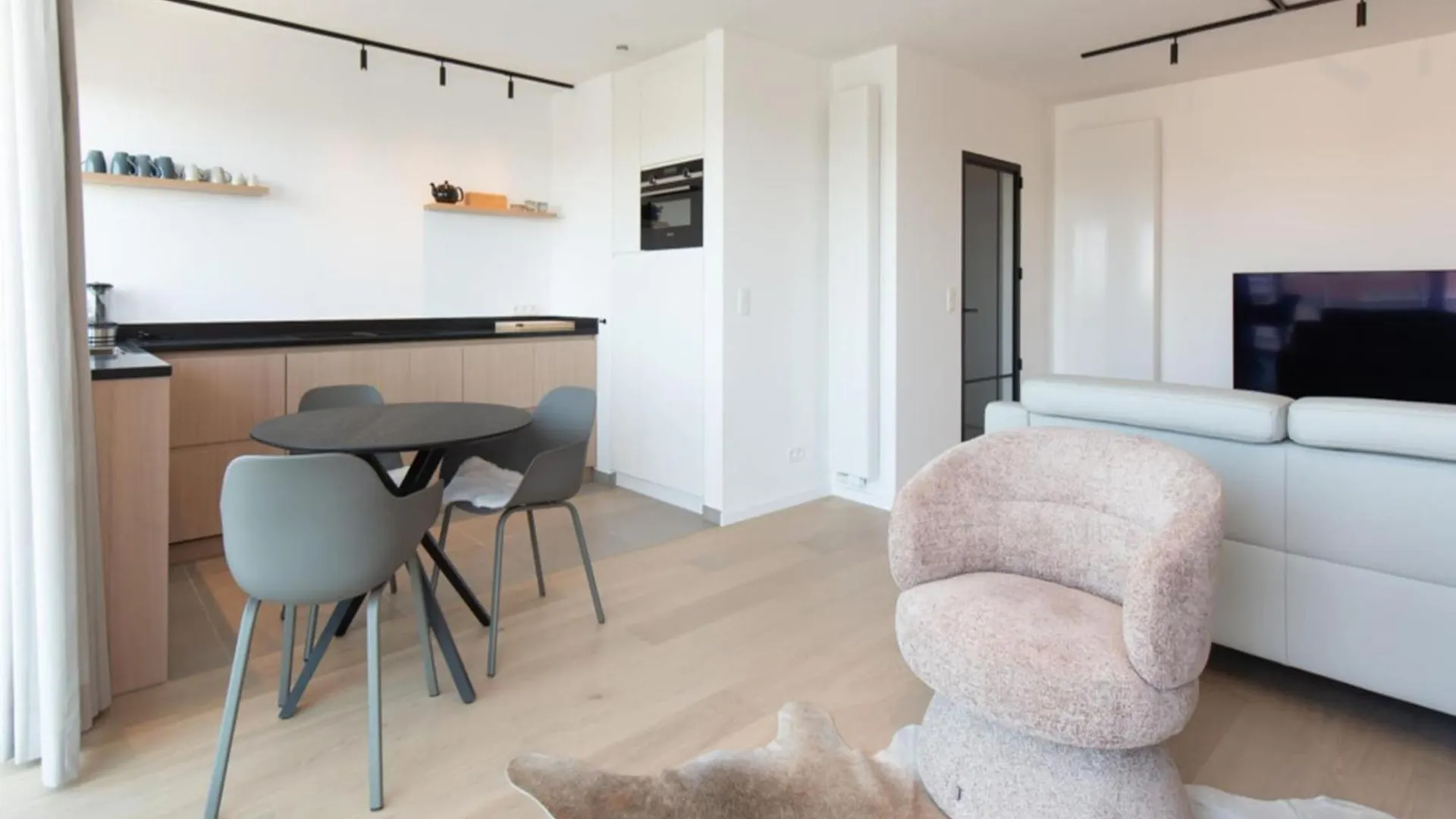 Beautiful Apartment With View Ostend